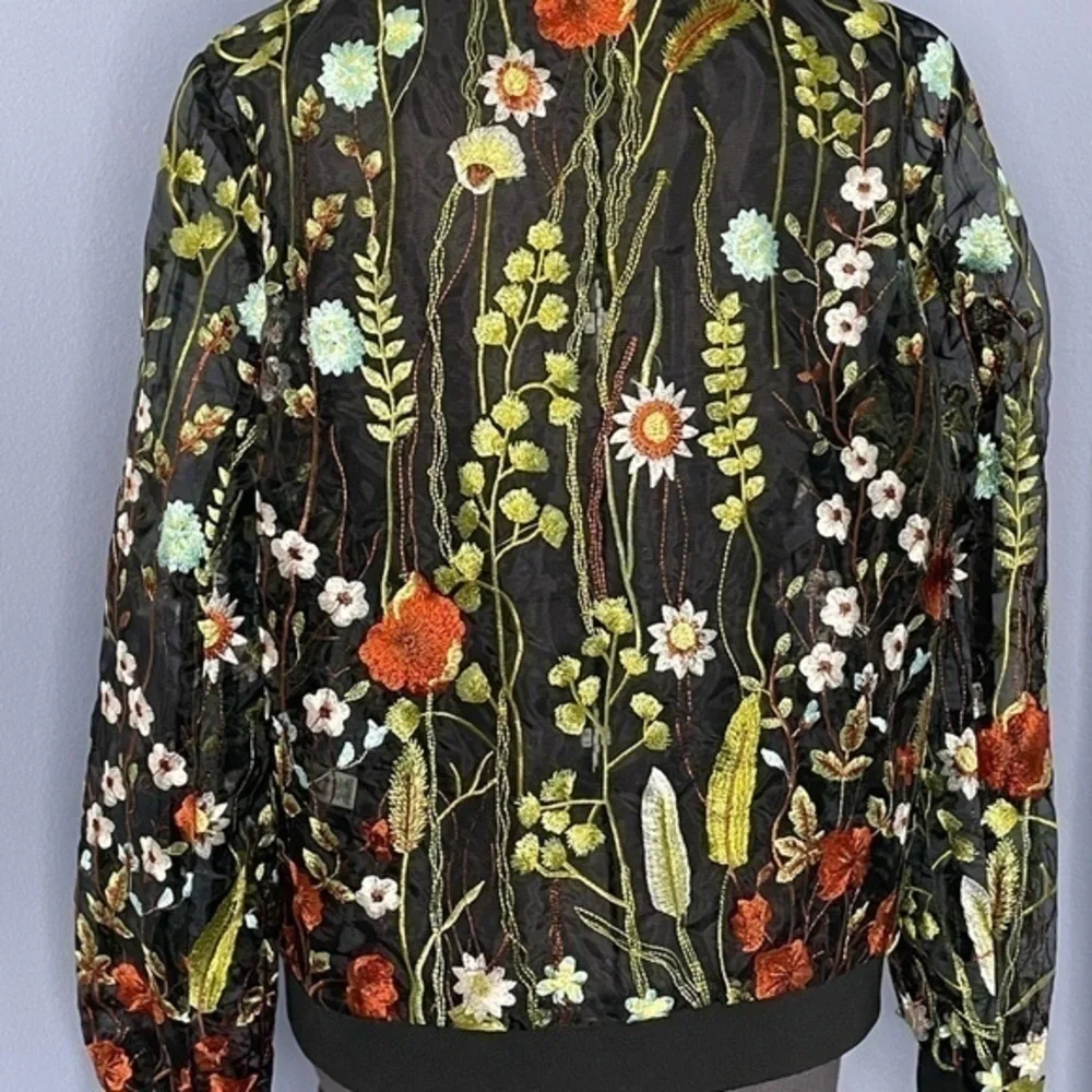 Niemen Marcus jacket size Med. Embroidered bomber jacket - Picture 3 of 8